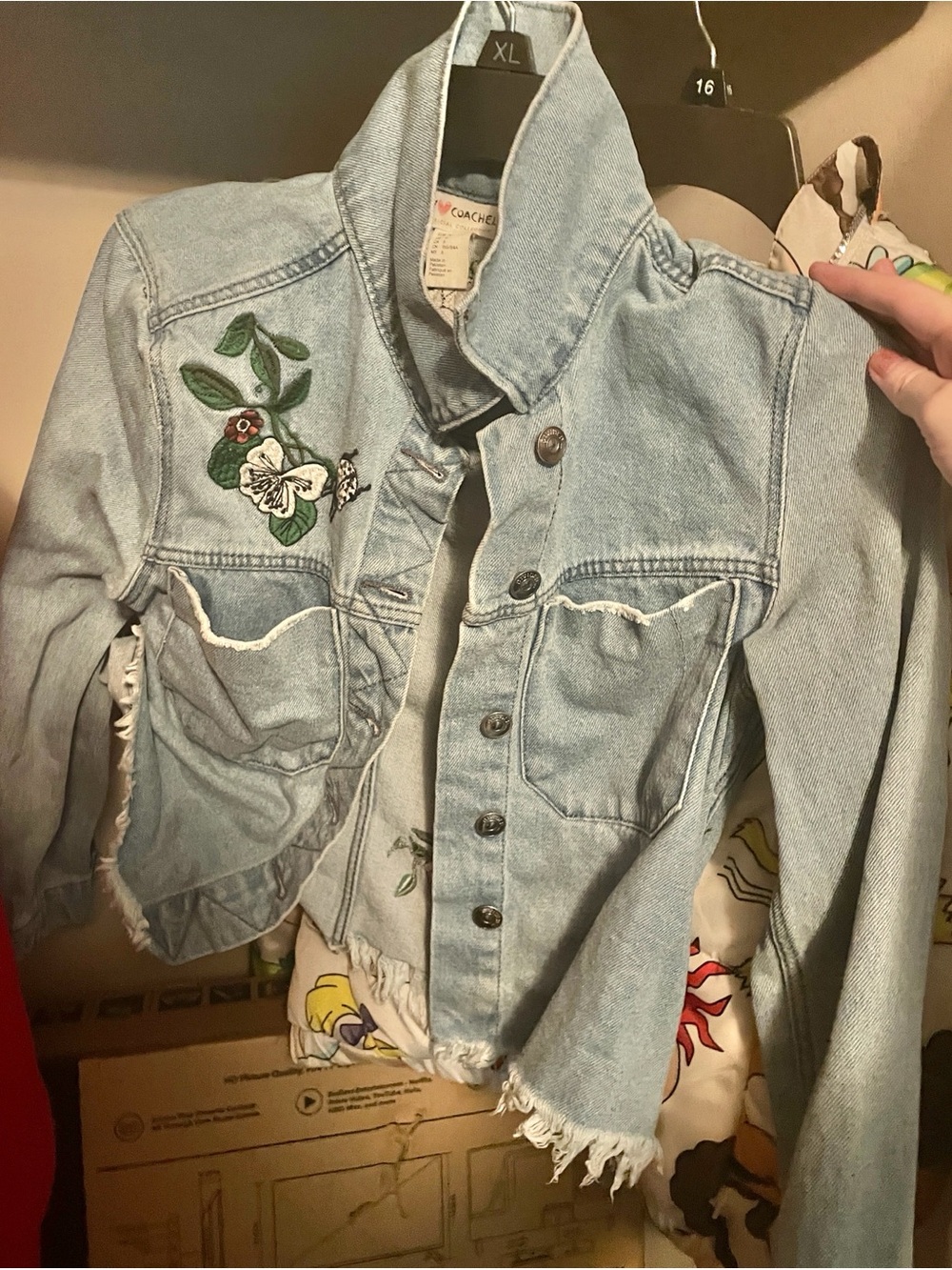 Coachella Light Blue Embroidered Crop Denim Jacket - Women size 0 - Picture 2 of 4
